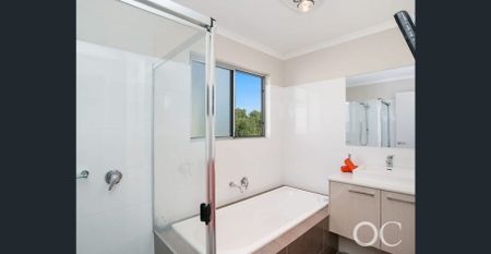 Open the Door to Effortless Style - Photo 2