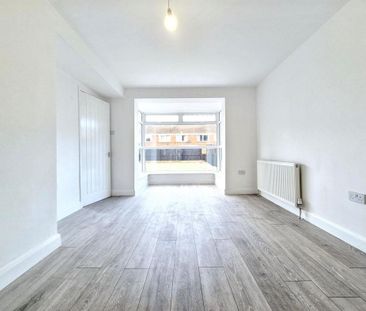 Gaskell Avenue, South Shields, South Shields, Tyne and Wear, NE34 9TA - Photo 4