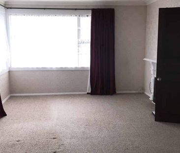 Sunny townhouse in St Kilda - Photo 2