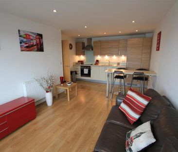 2 bedroom apartment to rent - Photo 2