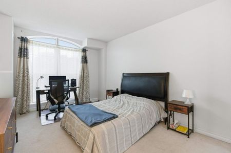 For Lease - 135 James Street Unit# 209, Hamilton, Ontario - Photo 2