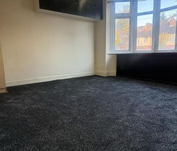 2 bedroom semi-detached house to rent - Photo 5