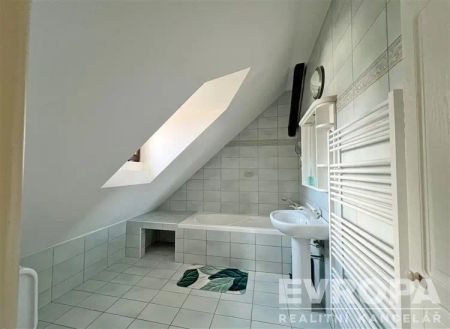 Pronájem zařízeného ateliéru 1+kk 60 m - Photo 5