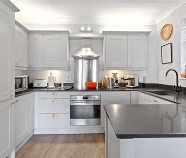 Princes Road, Weybridge, Surrey, KT13 flat to rent - Photo 5