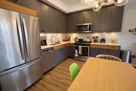 For Lease - 304 ELMGROVE Avenue Unit# 2, Westboro - Hampton Park, Ontario - Photo 3