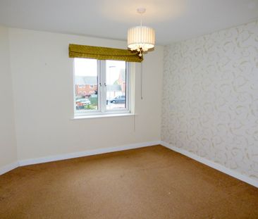 2 bed flat to rent in Olwen Drive, Hebburn, NE31 - Photo 5