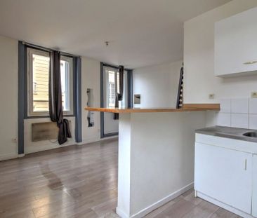 Location Studio 1 pièces 26 m2 à Saint-Étienne - Photo 1