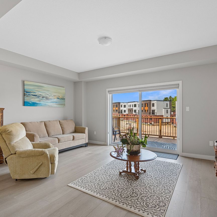 For Lease - 939 Robert Ferrie Drive, Kitchener, Ontario - Photo 1