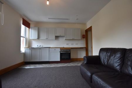 1 bedroom flat to rent - Photo 2