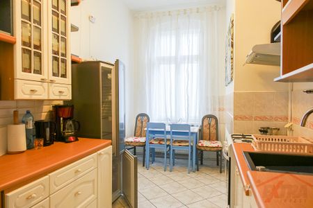 Centrum 4 pokoje 118 m2, umeblowane, 3800+1000 (438443) - Zdjęcie 3