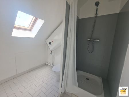 Location Appartement 1 pièce 21m² LE HAVRE 76600 - Photo 2