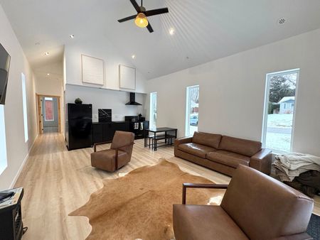 For Lease - 304 Eliza Street, Meaford, Ontario - Photo 2