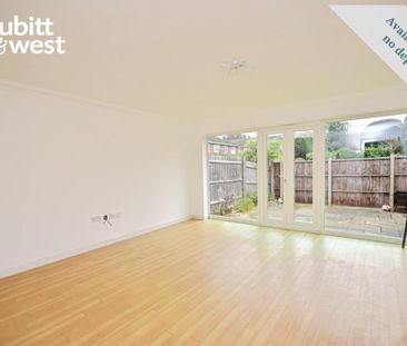 4 bedroom terraced house to rent - Photo 1