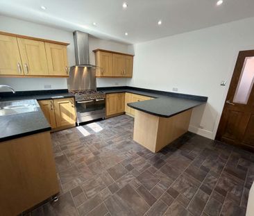 2 bedroom terraced house to rent - Photo 6