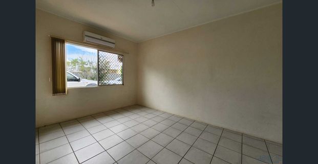 Comfortable and spacious - One bedroom unit - Photo 1