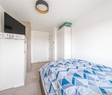 1 bedroom penthouse to rent - Photo 4