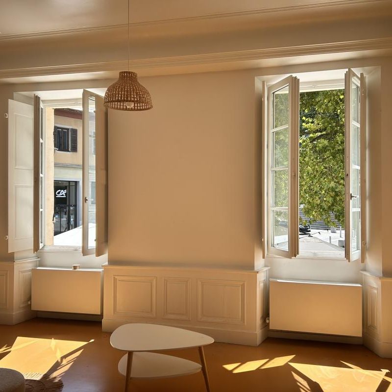 Location Appartement 2 pièces 79m² CHAMBERY 73000 - Photo 1