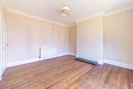2 bed flat to rent in Wych Elm Crescent, Newcastle Upon Tyne, NE7 - Photo 5