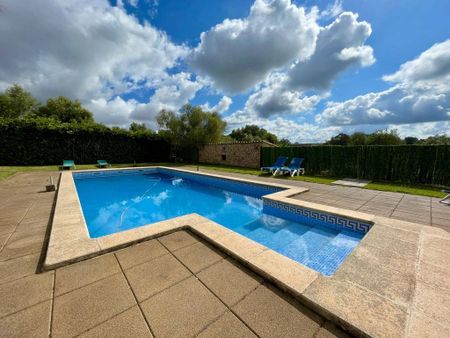 4 room luxury Farmhouse for rent in Muro, Balearic Islands - Photo 3