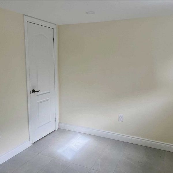 For Lease - 36 Carlyle Crescent Unit# Basement, Brampton, Ontario - Photo 1