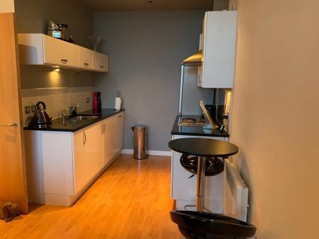 1 bedroom flat to rent - Photo 3