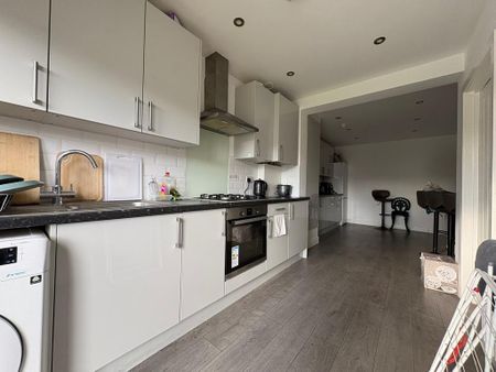 1 bedroom house of multiple occupation to rent - Photo 5