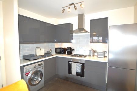 Aspects Court, Slough, Berkshire,SL1 - Photo 2