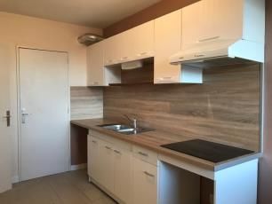 Location Appartement 3 pièces 62m² RIORGES 42153 - Photo 5