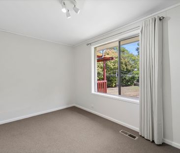 1 Belbin Place, Macquarie ACT 2614 - House For Rent | Domain - Photo 6