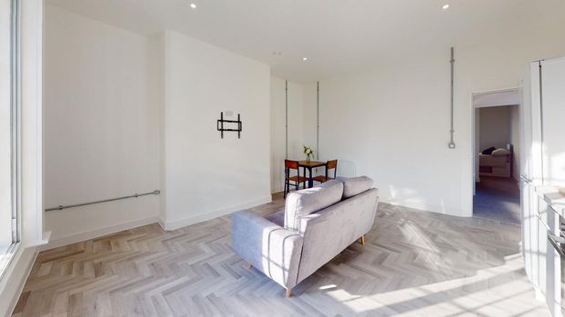 2 bedroom terraced house to rent - Photo 1