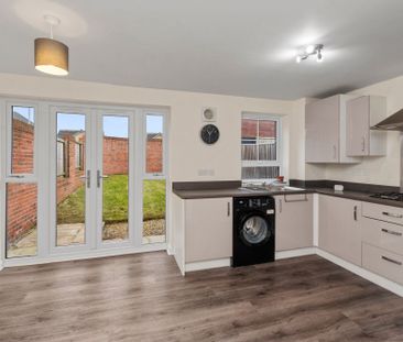 Henbury Gardens, Warrington - Photo 6