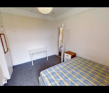 Longmead Avenue, City Centre - Photo 4