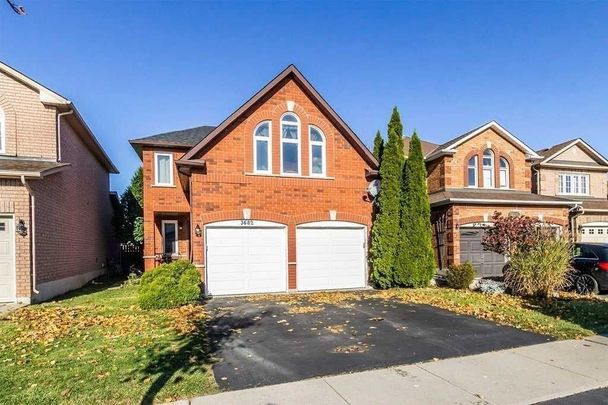 For Lease - 3682 Indigo Crescent Unit# Basement, Mississauga, Ontario - Photo 1