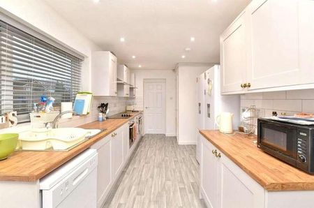 Penryn Close, Norwich, NR4 - Photo 5