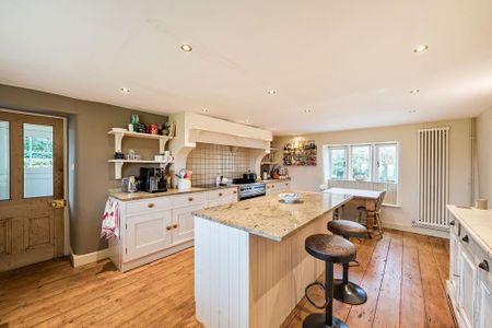 3 bedroom detached house to rent - Photo 5