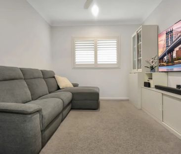 Spacious 4 Bedroom Family Home in RiverBank Estate with Modern Comf... - Photo 1