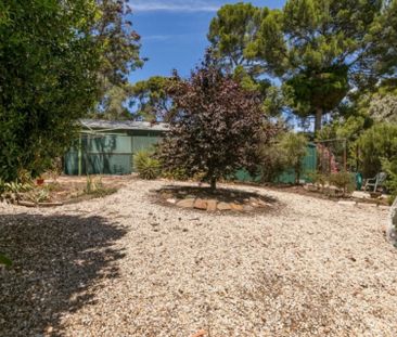 Spacious 3 Bedroom Famly Home - Photo 6