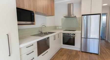 Brand new 1-bedroom apartment on George St - Photo 2
