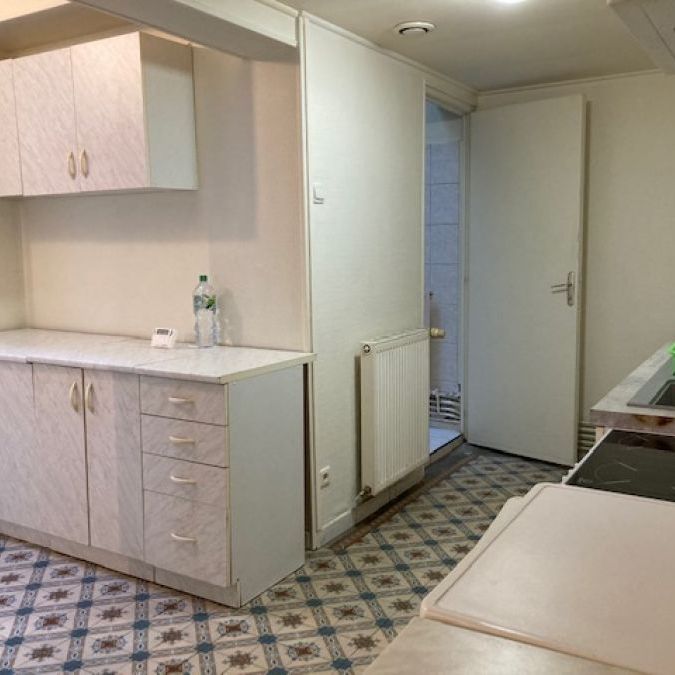 SPACIEUX STUDIO DE 50M² en centre ville parking gratuit - Photo 1