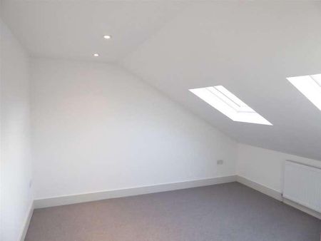 Alfred Road, Sutton, SM1 - Photo 2