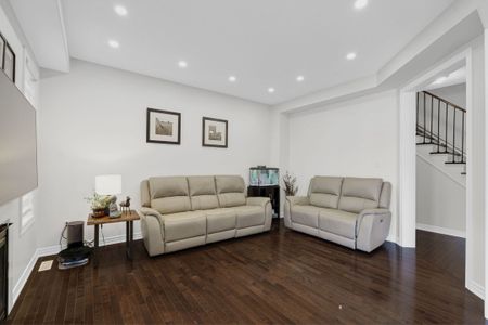 For Lease - 26 Fitzgibson Street, Brampton, Ontario - Photo 2