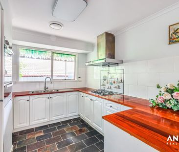 3-Bedroom Family Home with Solar Panels in Prime Narre Warren Locat... - Photo 4