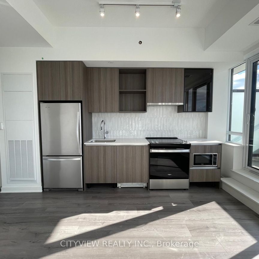 For Lease - 405 Dundas Street Unit# LPH05, Oakville, Ontario - Photo 1