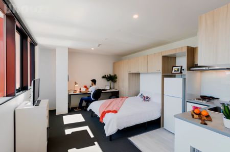 Studio Corner - Photo 5