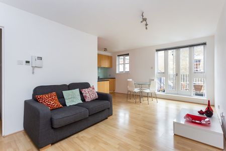 1 Bed Flat, Thames Heights, SE1 - Photo 2