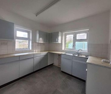 Beacon View, Nantyglo, Ebbw Vale, NP23 - Photo 6