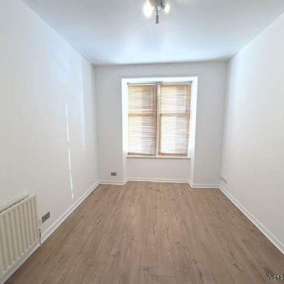 2 bedroom property to rent in Renfrew - Photo 1