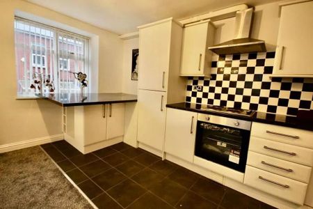 2 bedroom flat to rent - Photo 5