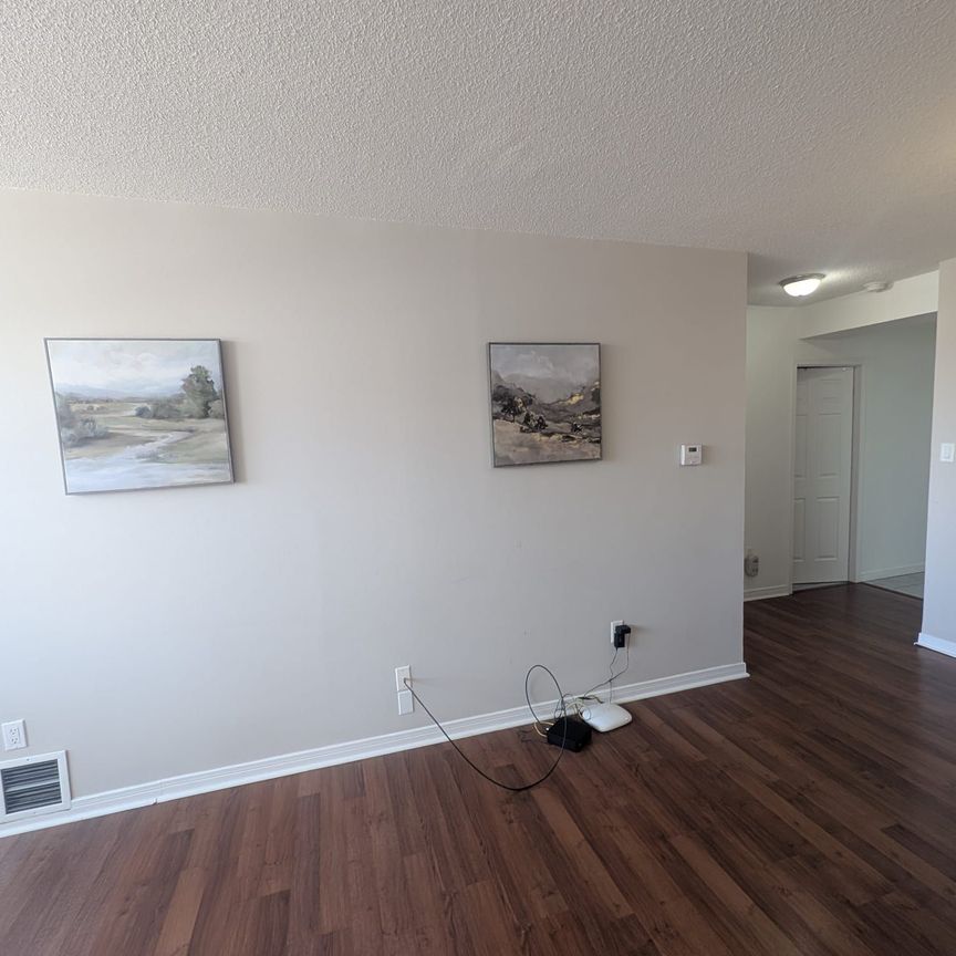 For Lease - 80 Athol Street Unit# 607, Oshawa, Ontario - Photo 1
