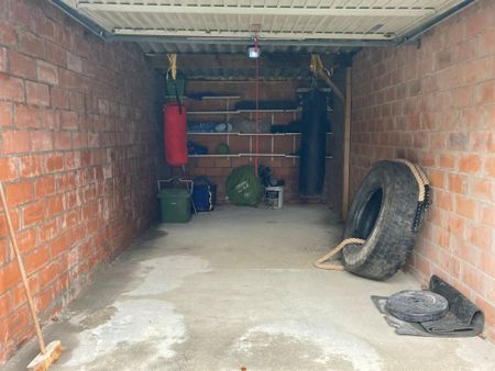 Gelijkvloers appartement met 1 slaapkamer en garage - Foto 3